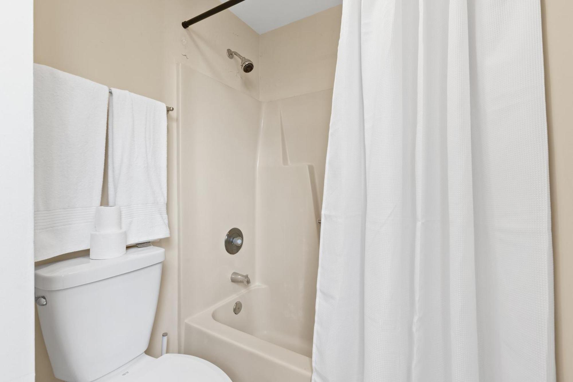 Bright And Cozy 1-Br Condo, Wifi Wilmington Exterior photo